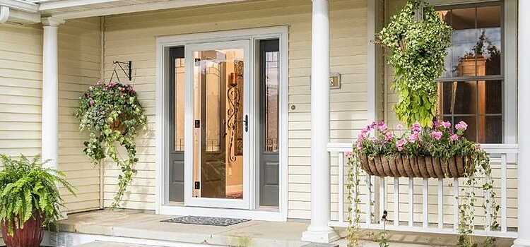 screen door installation in Miami Beach